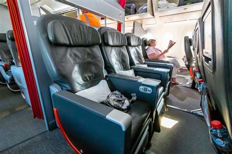 Jetstar Airways 787 Business Class Review [SYD > .